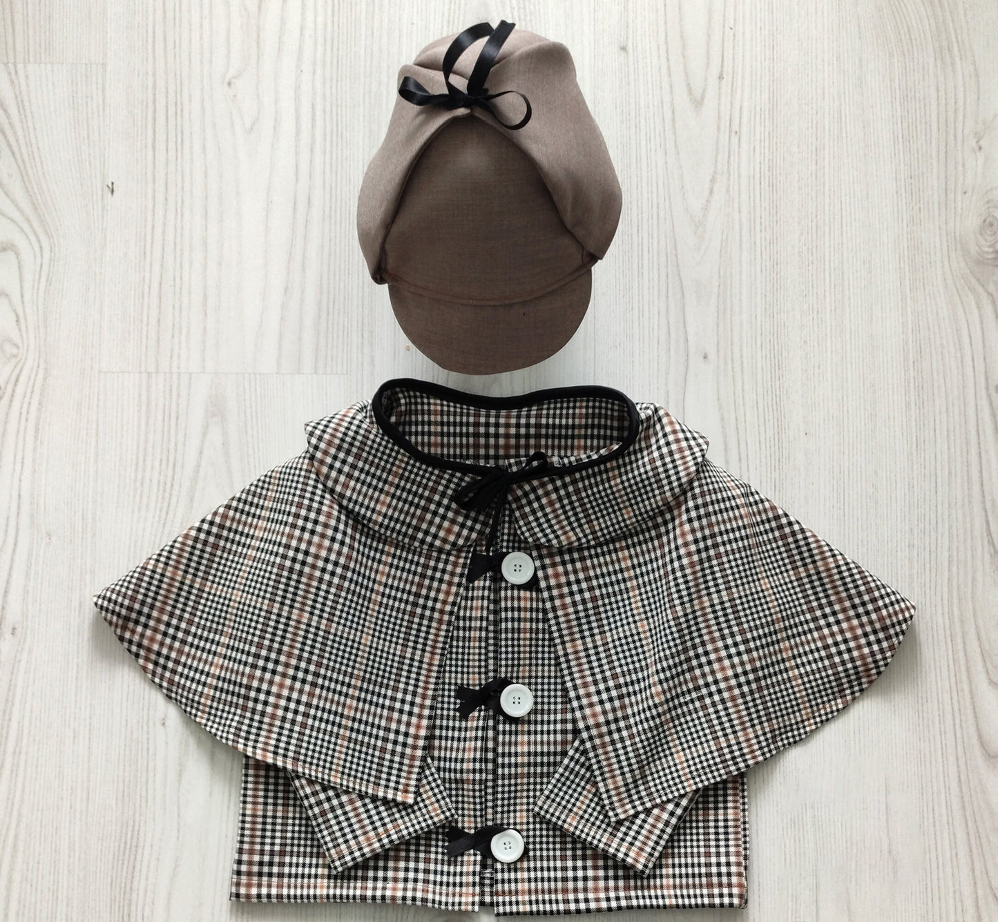 Kids Detective Costume — fabric detail