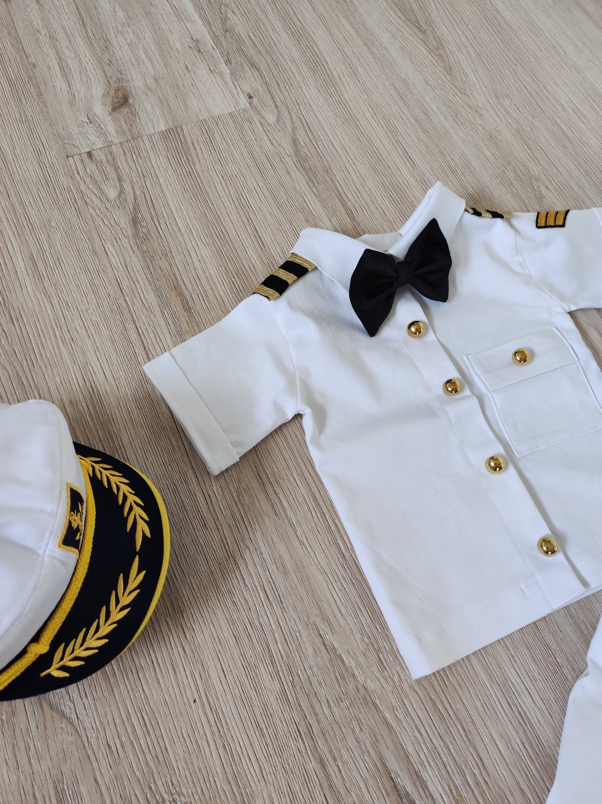Kids Sailor Costume — model photo