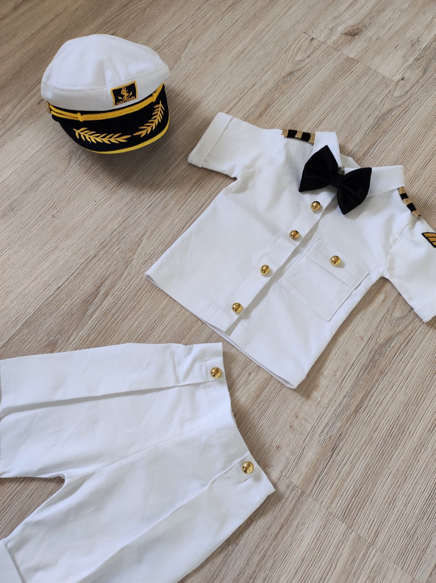Kids Sailor Costume — fabric detail