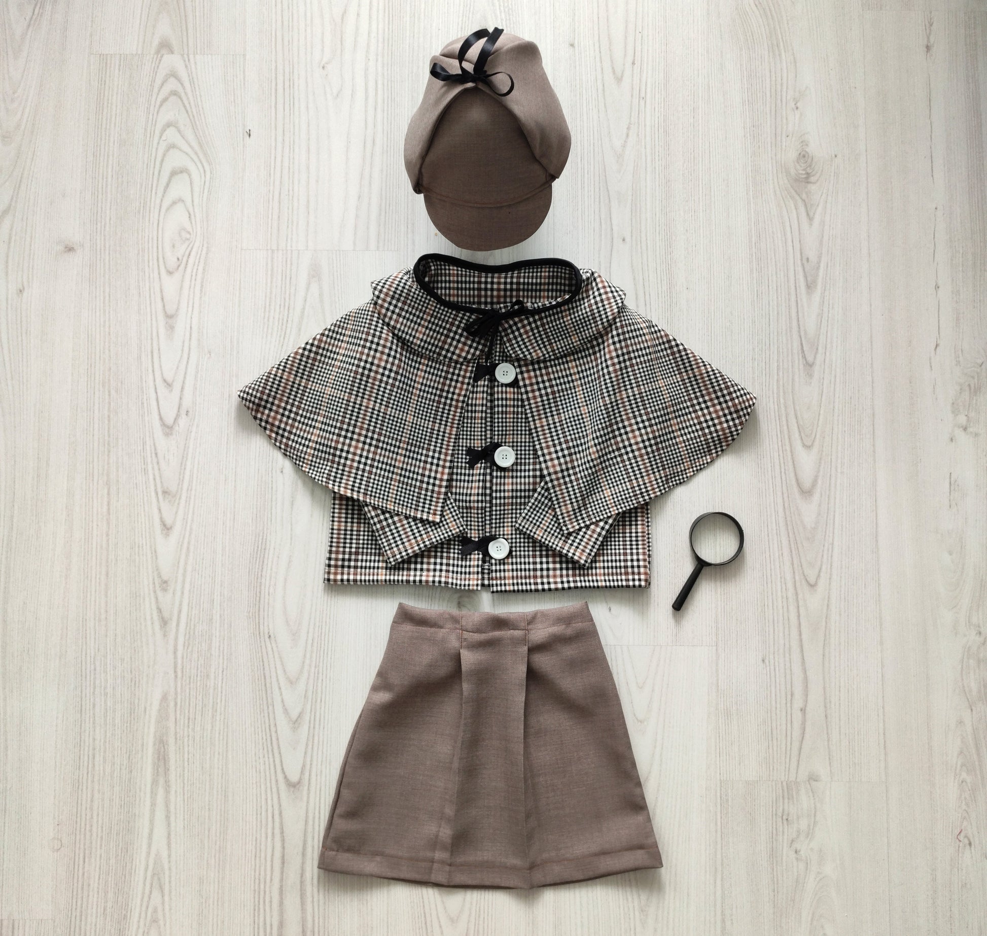 Kids Detective Costume — back view