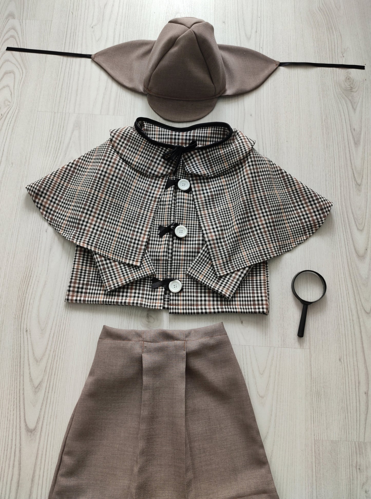 Kids Detective Costume — detail