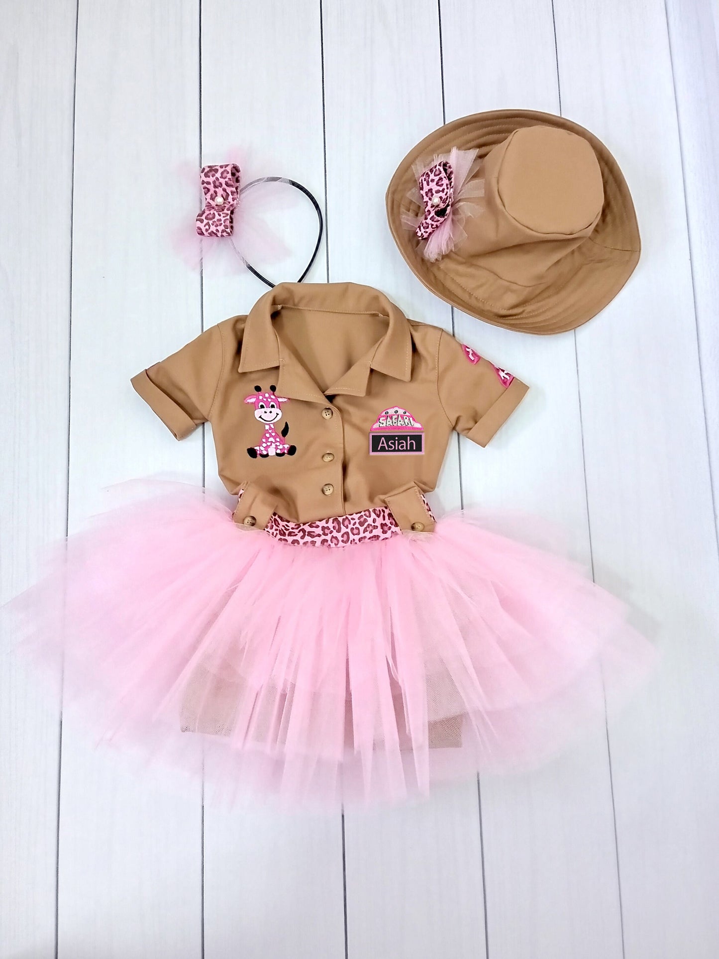 Girls Pink Safari Outfit — fabric detail