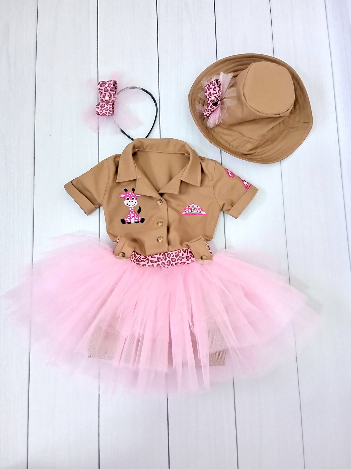 Girls Pink Safari Outfit — model photo