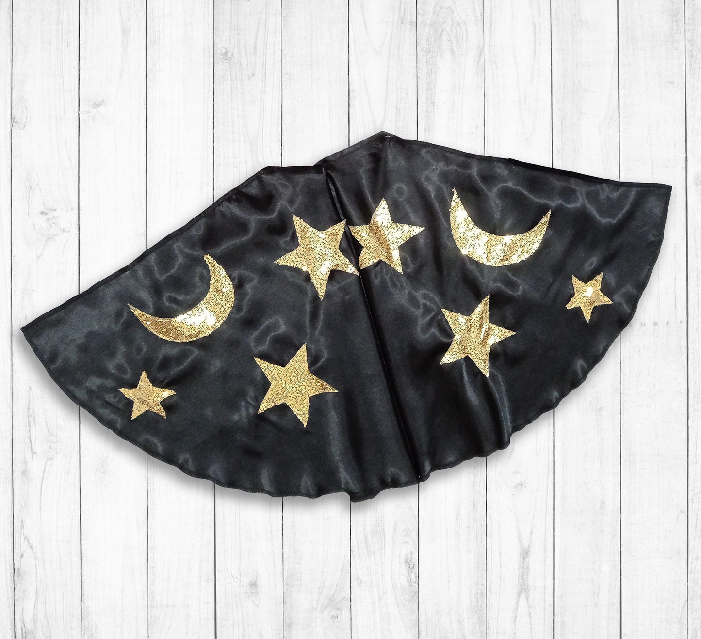 Kids Witch Costume — detail