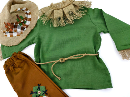 Baby scarecrow costume with straw hat for Halloween and fall photos — photo 12