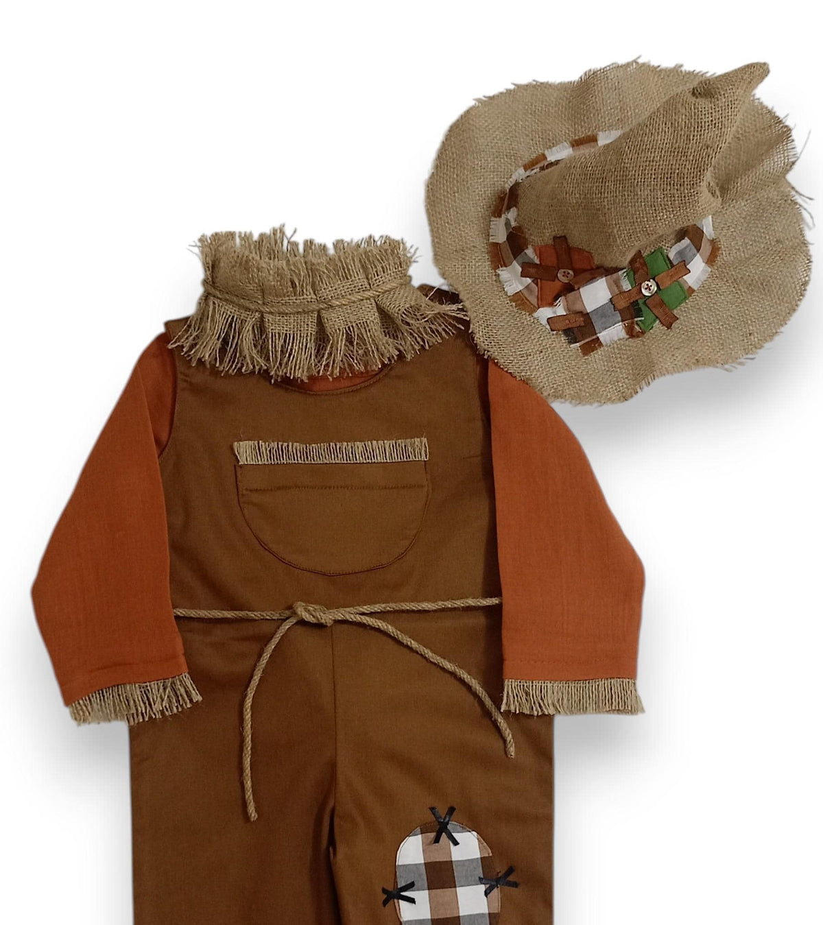 Baby scarecrow costume with straw hat for Halloween and fall photos — photo 7