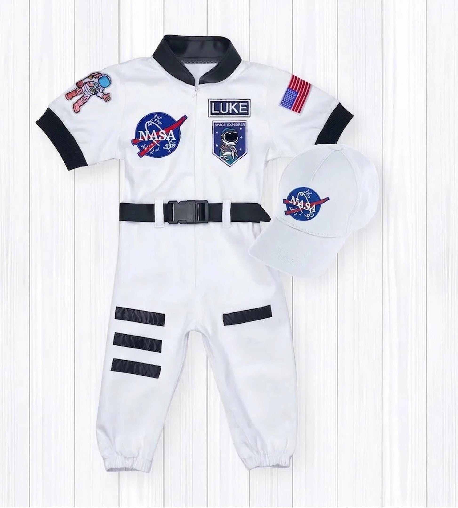 Personalized Astronaut Costume for Kids — detail